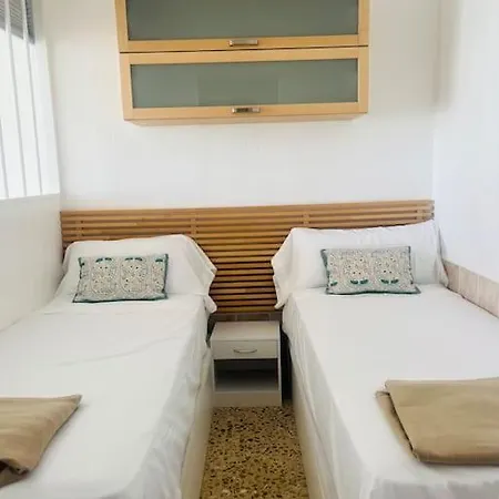 Estudio Con Piscina En Fuentes Apartment *